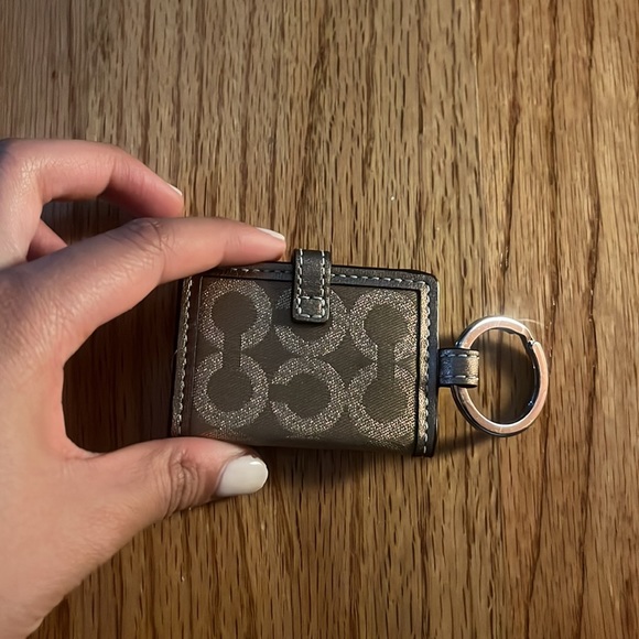 New Coach Keychains, Lot of 6 - Picture 9 of 13